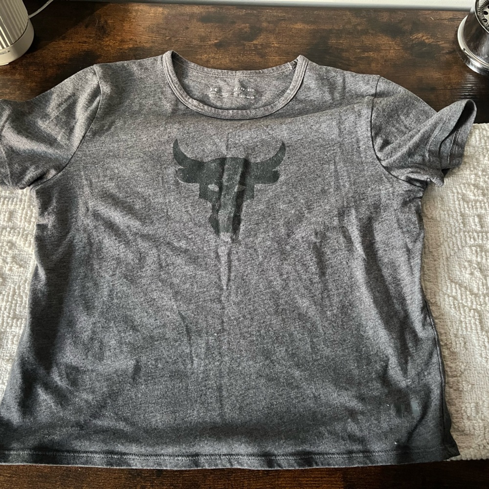 Under armour shirt